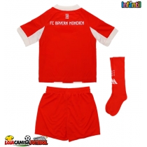 Camisa de Futebol Bayern Munich Equipamento Principal Infantil 2025-26 Manga Curta (+ Calças curtas)
